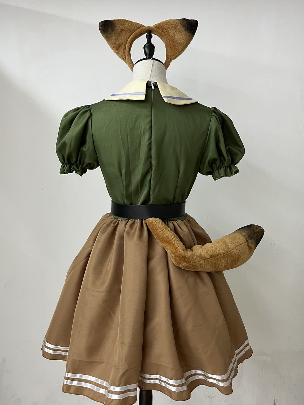 アイドル衣装 アイドルスクール制服風きつねコスチューム