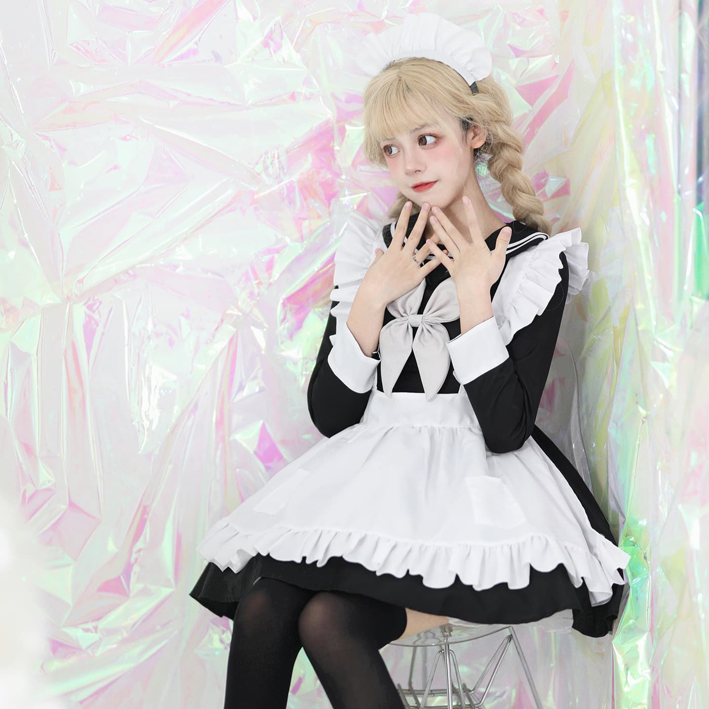 メイド風アイドル衣装 フリルエプロン付きワンピース