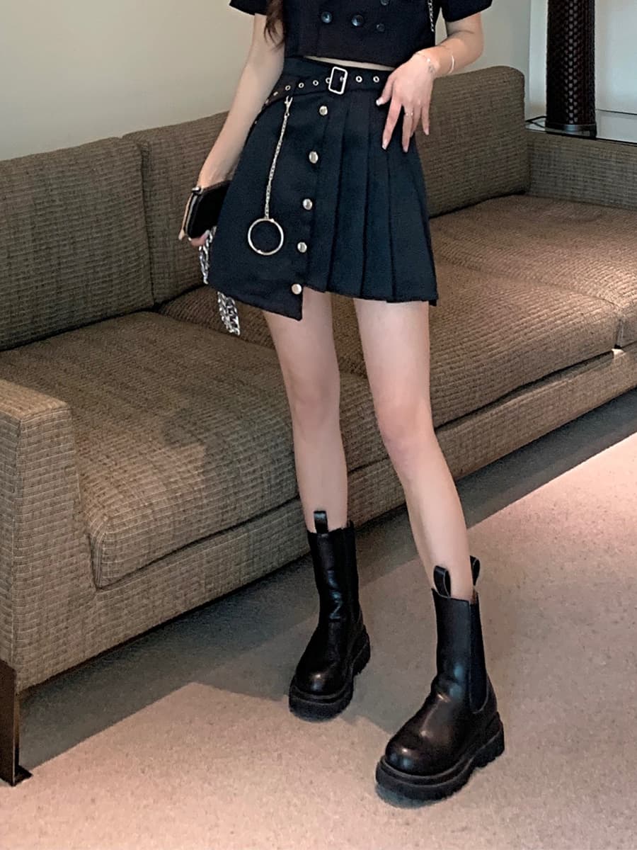 アイドル衣装 チェーンベルト付きラペル襟ツーピース