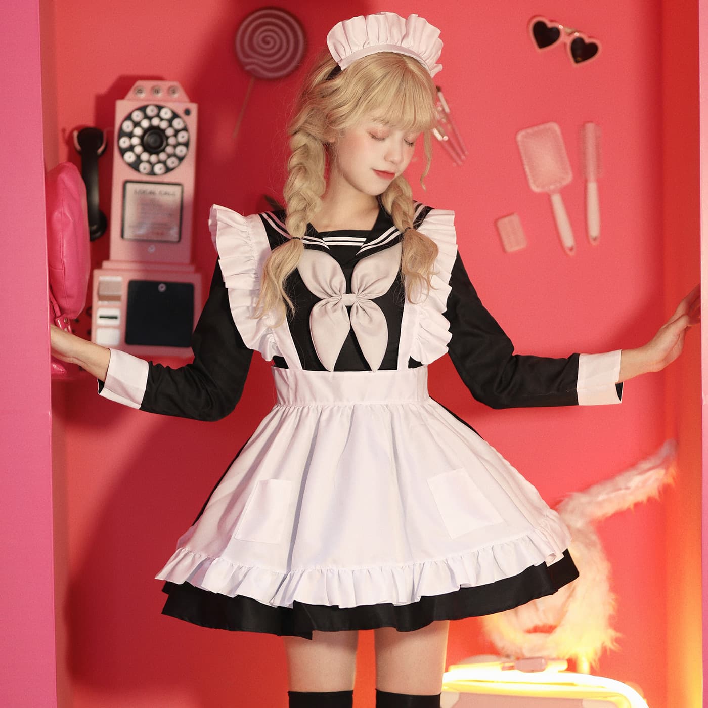 メイド風アイドル衣装 フリルエプロン付きワンピース